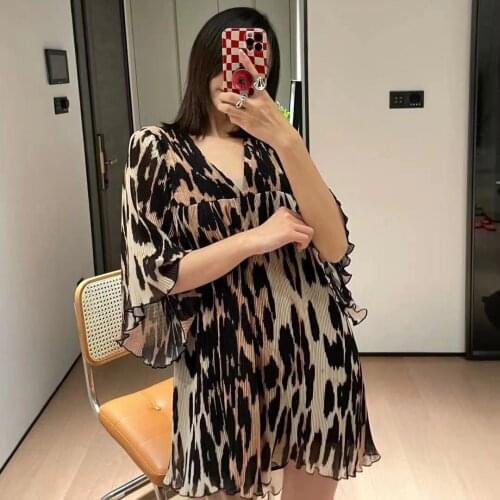 Womens Dress Leopard Leopard Floral Print V-neck Lantern Sleeve Pleated Loose Short Robes 2021Summer Ladies Vintage Mini Dress