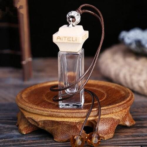 Car Perfume Bottle Hanging Cute Air Freshener Carrier Home Fragrance glass Bottle F20171582