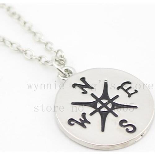 2015 Fashion handstampe Jewelry Graduation Love Gift Gifts Travel Jewelry Follow your arrow Compass silver Pendant necklace