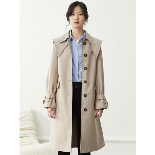 Womens Middle and Long Windbreaker New Style in Spring 2021