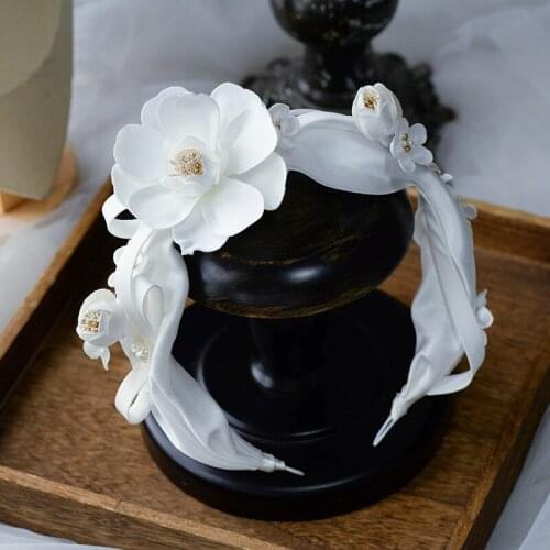 Handmade White Flower Brides Leaves Tiaras Headpieces Bridal Soft Hairbands Wedding Hair Accessory Prom Head Wear