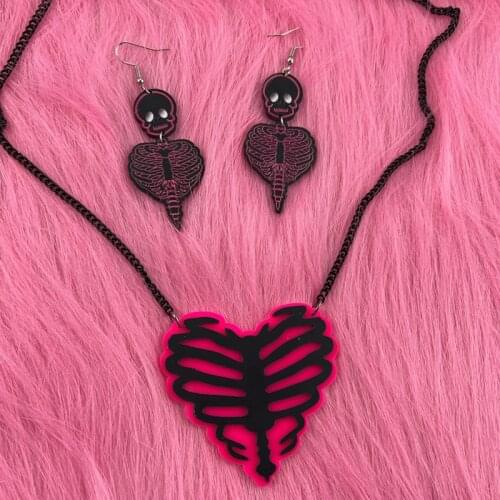 2018 Exaggerated Halloween Fashion Skull Hot Pink Acrylic Pendant Necklace Cool Punk Night Club Party Acrylic Necklace for Women