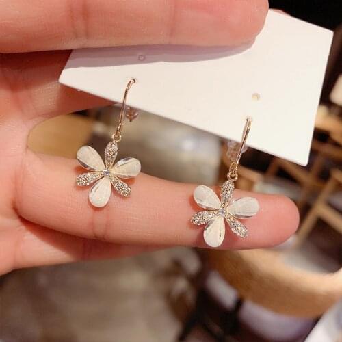 YAOLOGE New Flower Rhinestone Drop Earrings For Women Vintage Geometric Alloy Earrings 2021 Trend Gift Fashion Party Jewelry