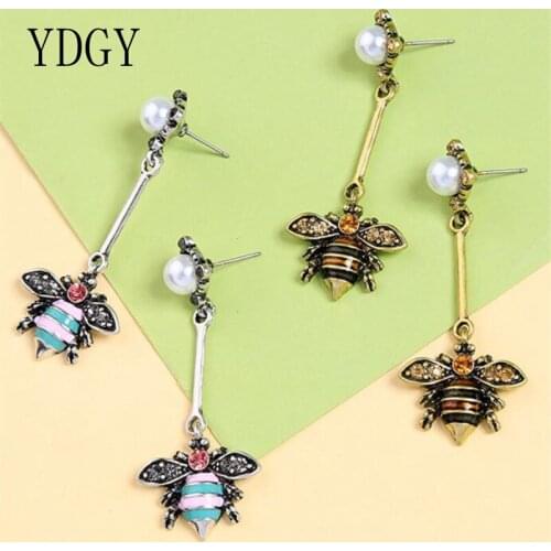 YDGY NewRhinestone metal punk Bee personality studio earrings for women jewelry in 2019