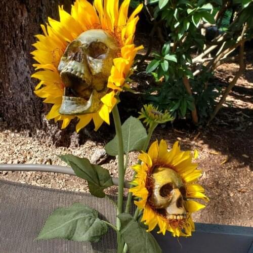 1pc Skull Sunflower Artificial Flower Branch Halloween Decoration Simulation Flower Home Garden Atmosphere Decoration Ornament