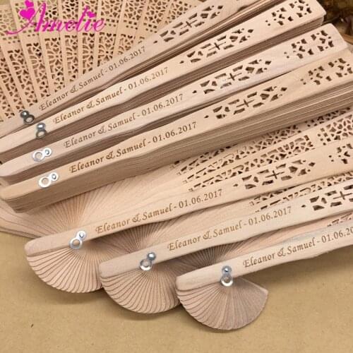 50pcs Lot Baby Shower Party Gifts Hand Fan Wedding Guest Souvenir Wood Fan Organza Bag pack Party Personalized Custom Fan Gifts