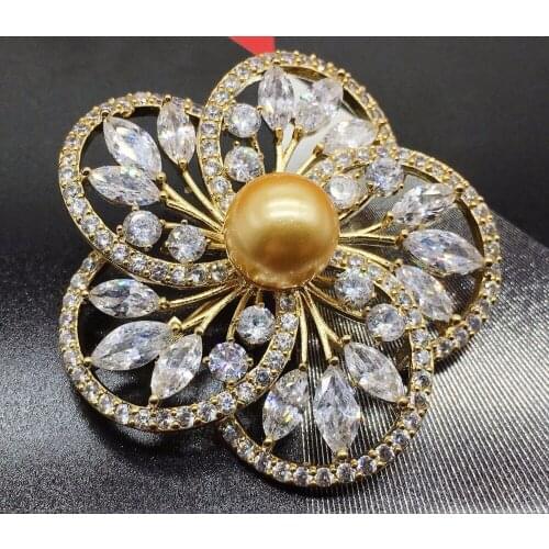 2018 Thanksgiving Christmas Gift Micro Paving Micro Inlay Zircon Flower Pin Lady Gold Flower Lapel Pin Brooch