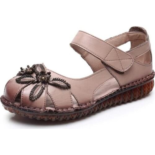 2021 New Summer Classic Flowers Hollow Genuine Leather Sandals Flat Sandals Women Fashion Shoes Soft Bottom Comfortable Sandals