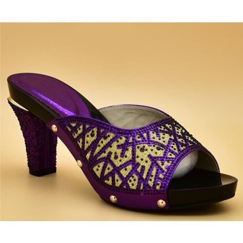 Latest Designer Shoes Women Luxury 2018 African Wedding Shoes Decorated with Rhinestone Ladies Sandals with Heels Slip on Party