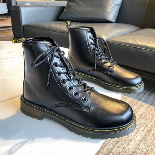 2021 Autumn New Fashion Martin Boots Mens High Top British Style Tooling Boots Versatile Lace Up Couple Leather Boots Women