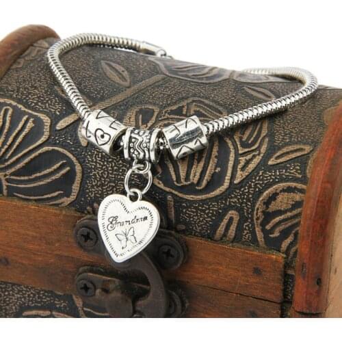 Fashion Butterfly Heart Grandma Bracelet Love Beads Chain Bangle Family Gifts Charm Women Nana Grandmother Bracelets Jewelry New