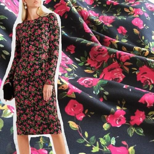 Autumn and winter new small floral digital printing fashion fabric Europe and the United States brand flower type customization