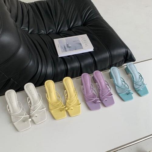 2021 Summer Fashion Square Low Heel Women Slippers Narrow Band Sandal Shoes Slip On Slides Candy Color Beach Slides Flip Flops