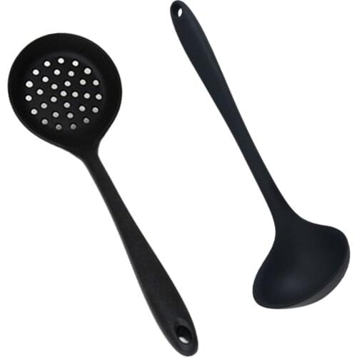 2Pcs Soup Spoon Filter Spoon Colander Durable Heat Resistant Non-Stick Cooking Strainer Kitchen Tool Silicone Long Handle