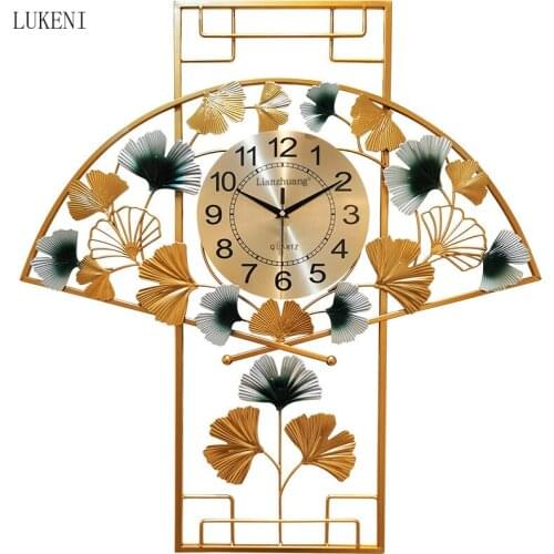 Chinese Style Wall Clock Home Creative New Chinese Fan Living Room Clock Silent Fan-shaped Quartz Clock Fashion