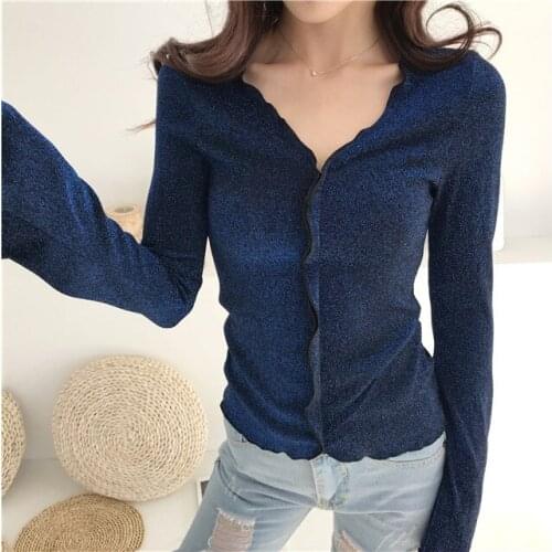 2018 New Thin Silk Slim Was Thin Sexy V-neck Flare Sleeve long sleeve bottoming Tops
