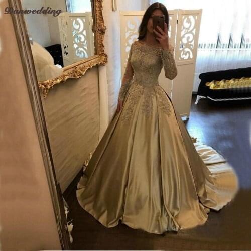 Vintage Satin A-Line Evening Dresses Boat Neck Long Sleeve Refinement Lace Applique Prom Dress Formal Party Dresses Lace-Up
