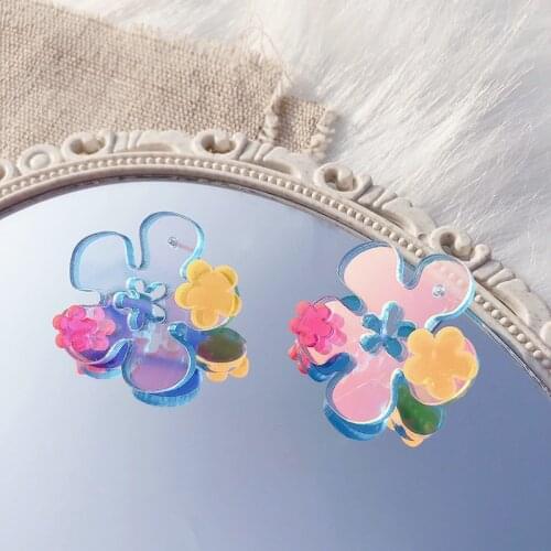 2021 New Fashion Laser Flower Acrylic Earrings For Women Cute Shining Stud Earrings Jewelry Gift