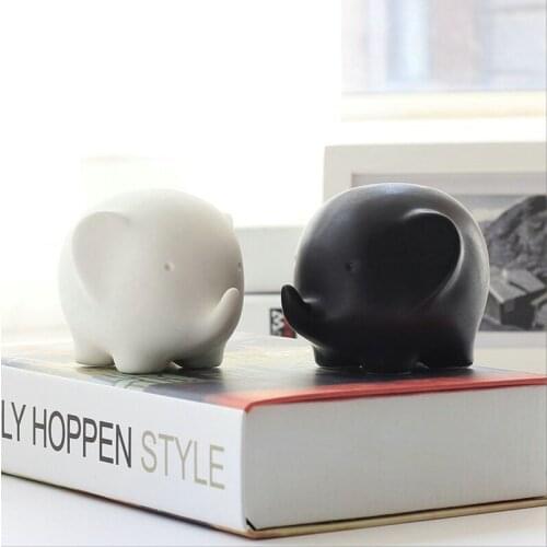 Friendly Partners Brothers Sisters Ceramic Home Decoration Modern Simple Style Creative Animal Black White Matte Elephant Status