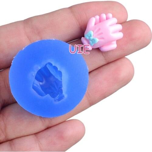 FYL684U 14.9mm x 13.3mm Gesture Silicone Mold Fondant Cake Decoration Candy Resin Clay Earrings Necklace Craft Soap Candle