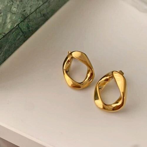 2021 New Arrival Fashion Temperament Irregular O-shaped Stud Earrings Female High-end Sense Tide Titanium Steel Earring Not Fade