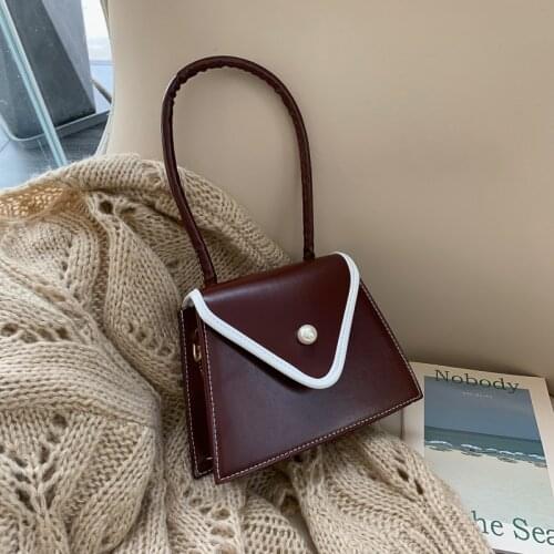 Fashion trend French niche bag female 2021 new retro fashion portable small square bag shoulder messenger chain