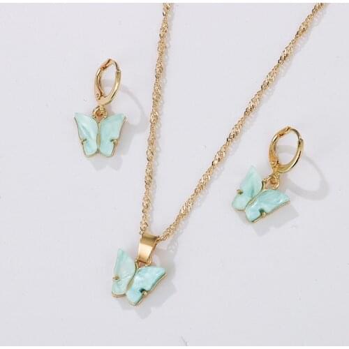 2020 New Bohemian Candy Color Butterfly Pendant Necklaces For Women Trendy Beads Chian Clavicle Chian Fashion Jewelry