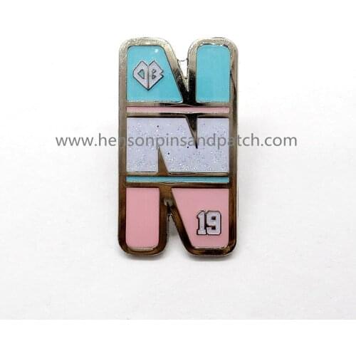 Custom metal hard enamel white glitter letter N badge