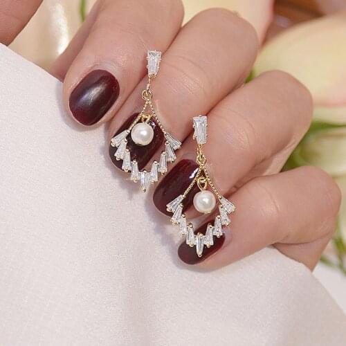 Korean hot selling fashion jewelry luxury fan-shaped zircon 14K real gold earrings temperament womens wedding party earrings