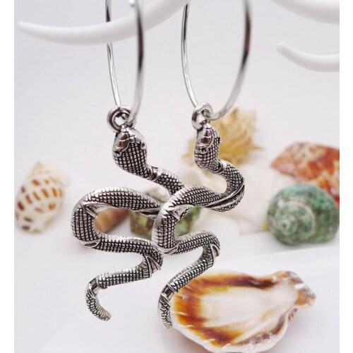 Japan And South Korea Personality Long Alloy Snake Earrings Bendi Hip-Hop Temperament All-Match Jewelry Earrings