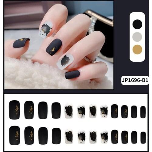 24Pcs/Set Fake Nails Stickers Long Flat Head Black And White Gold Foil Blooming White Finished Detachable Full Cover Nail Art
