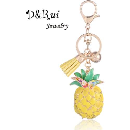 Hot Yellow Pineapple Key Chain Cute Alloy Enamel Key Chains Rings Car Bag Pendant For Women Men Fruit Jewelry Accessories Gifts