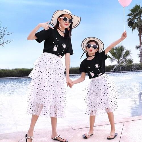 New Summer Pig print Family Outfits Mother Daughter Girl skirt cotton Short Sleeve T Shirt + skirt Sets Dot skirts