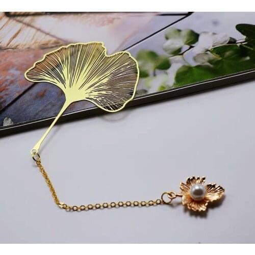 12pcs lot Customized gold leaves Gold Graduation Anniversary Souvenirs New Year Birthday party return gift Bookmark gifts