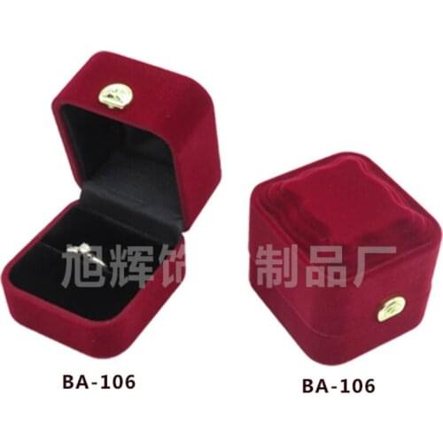 50pcs/lot Big Red Flocking Ring Earring Box 3D Carving Wavy Pattern Velvet Jewelry Boxes Storage Case Wholesale