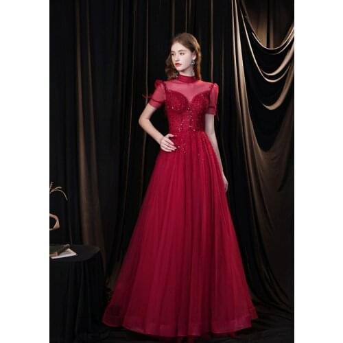 2021 CloverBridal Short Sleeves Heavily Beaded Wine Evening Dress O Neck Keyhole Back robe de soirée de mariage DH9527