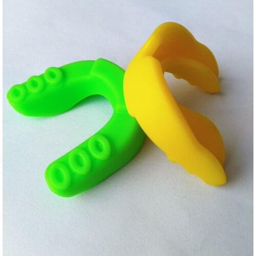 NEW 1 Pcs Colorful Sports Mouth Guard Teeth Cap Protect For Martial Arts Thai Boxing Basketball Safety Teeth Protector Hot Sale