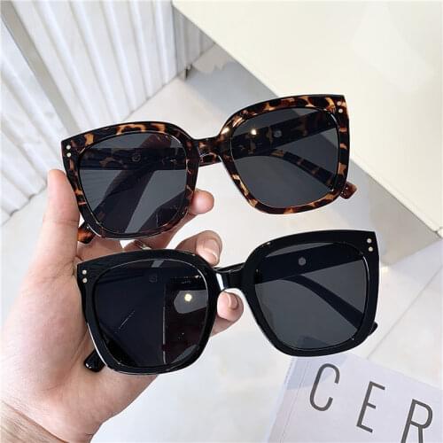 Classic Vintage Square Sunglasses Women Oversized Sunglass Woman Men Retro Black Sun Glasses Shades Driver Goggle