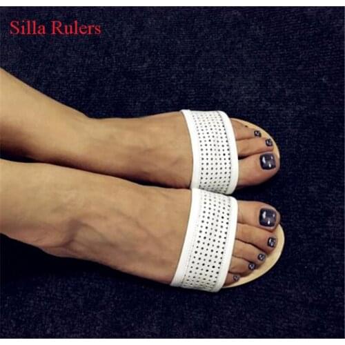 New Style Leather Slippers Women Shoes Hollow Casual Shoes Woman Gladiator Sandals Women Flats Slides Summer Shoes Sandalias