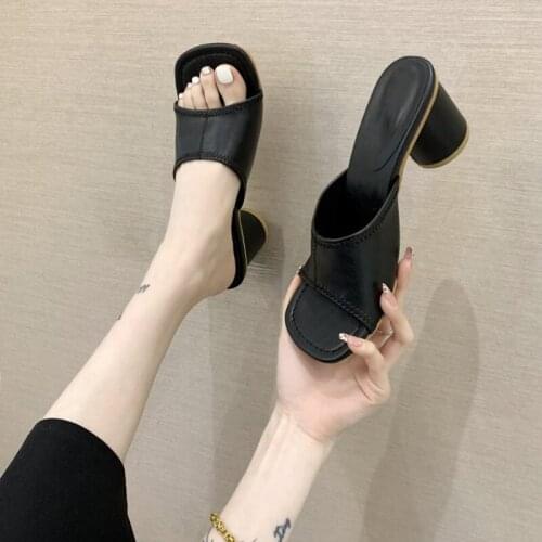 2021 Design Women Elegant Square Sandaly Toe Thick High Heels Summer Outdoor Beach Shoes Gladiator Mid Heel Ladies Sandals