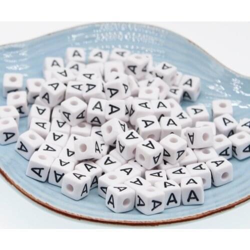 CHONGAI 550Pcs Cube Acrylic Letter Beads Single Alphabet A-Z White Square Bracelet Jewelry Making Beads 10*10mm