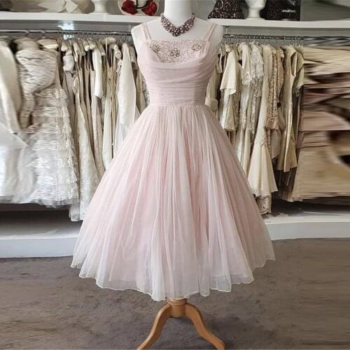 Sexy Spaghetti A-Line Pink Short Wedding Dresses Bridal Gowns Beading Pink Women Fashion Bridal Gowns Sleeveless Custom Made