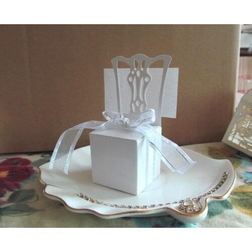 250 Pcs/lot) White Chair Favor Box with name cards For Wedding and Party Decoration Place card holder and party favor candy box
