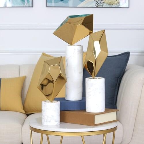 Luxurious Gold Metal Geometric Polygon Statue Home Hotel Design Art Fixtures Gift Figurines White Cylinder Marble Accessories