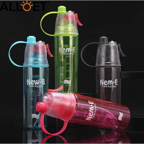 Plastic Spray Cool Summer Sport Water Bottle Portable Cold Spray Sport Drinking Water Bottle Outdoor Moisturizing Kettles