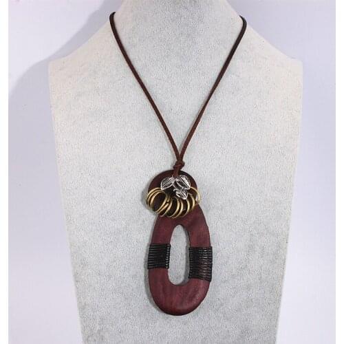 New Fashion Wood Jewelry Handmade Ethnic Geometric Statement Pendent & Necklace Wooden Bead Leather Rope Long Necklace For Women