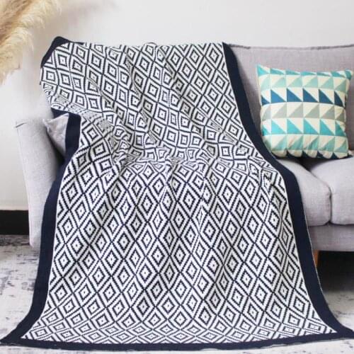 ARICK Cotton Throws On The Sofa