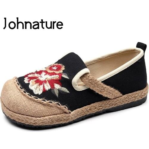 Johnature 2020 New Spring/autumn Handmade Embroidered Ethnic Style Shallow Breathable Linen Cotton Shoes Women Flat Platform
