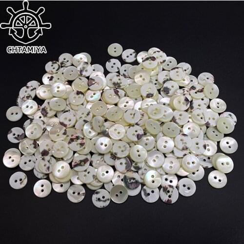 Natural Shell sewing buttons for clothing Color Japan Mother of Pearl MOP Round Shell 2 Holes Button diy Sewing Accessories
