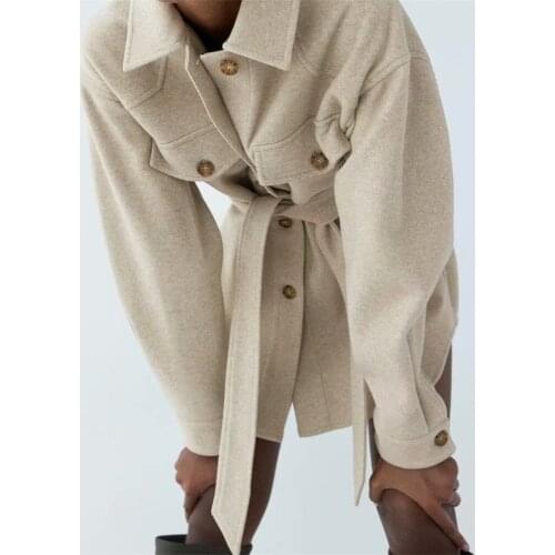 2020 autumn women long-sleeved lapel pocket, buttoned, loose waist and loose casual woolen shirt jacket